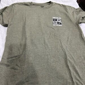 Men’s Small Vans Shirt